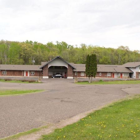 Saint Croix Falls Amerivu Inn & Suites - St Croix Falls المظهر الخارجي الصورة