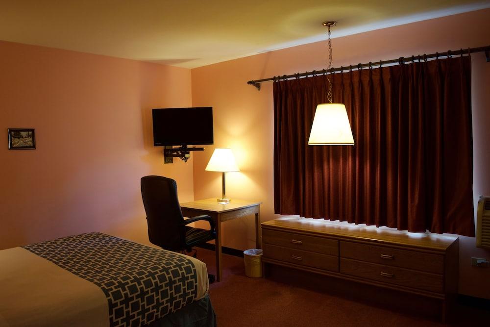 Saint Croix Falls Amerivu Inn & Suites - St Croix Falls المظهر الخارجي الصورة