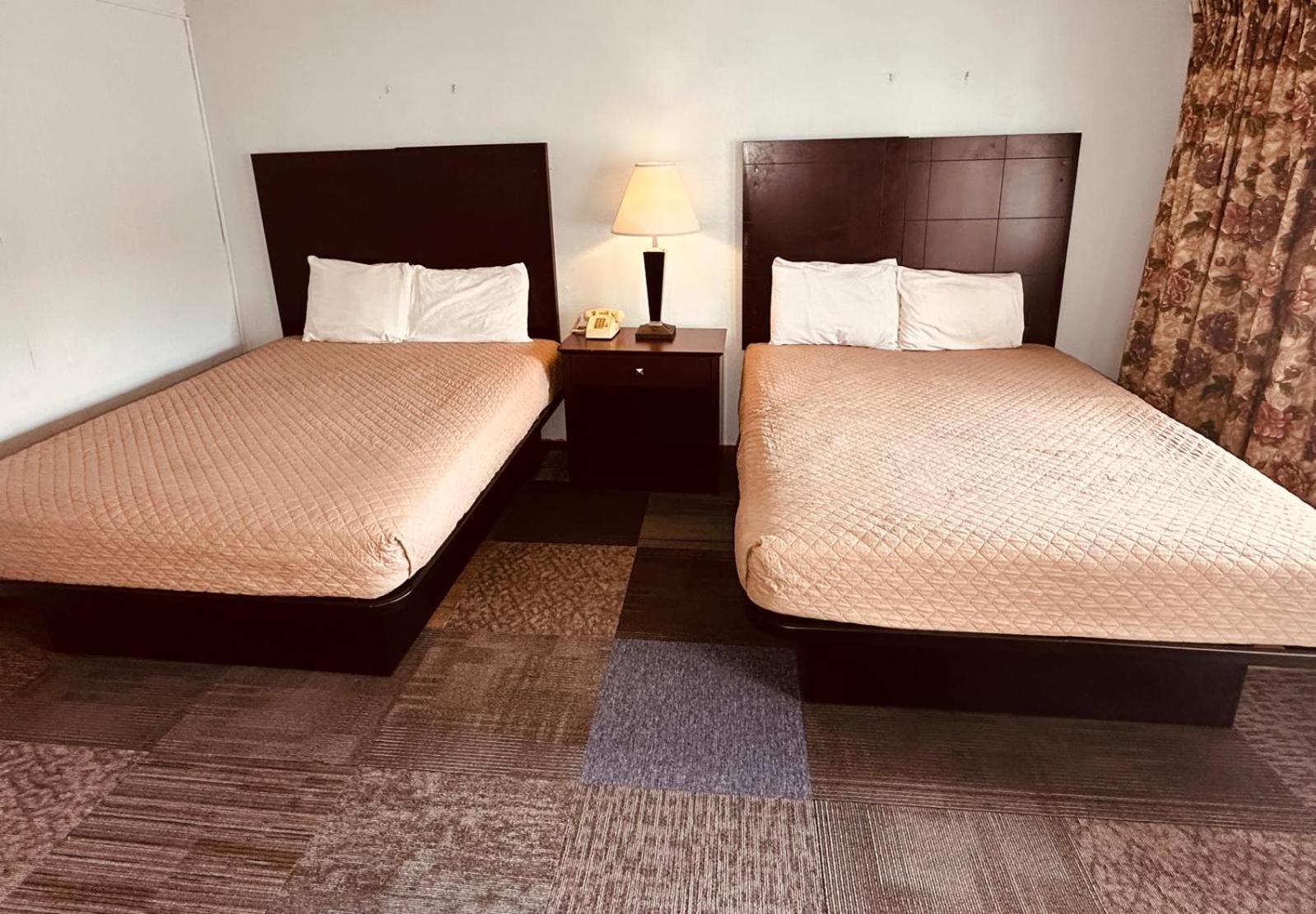 Saint Croix Falls Amerivu Inn & Suites - St Croix Falls المظهر الخارجي الصورة
