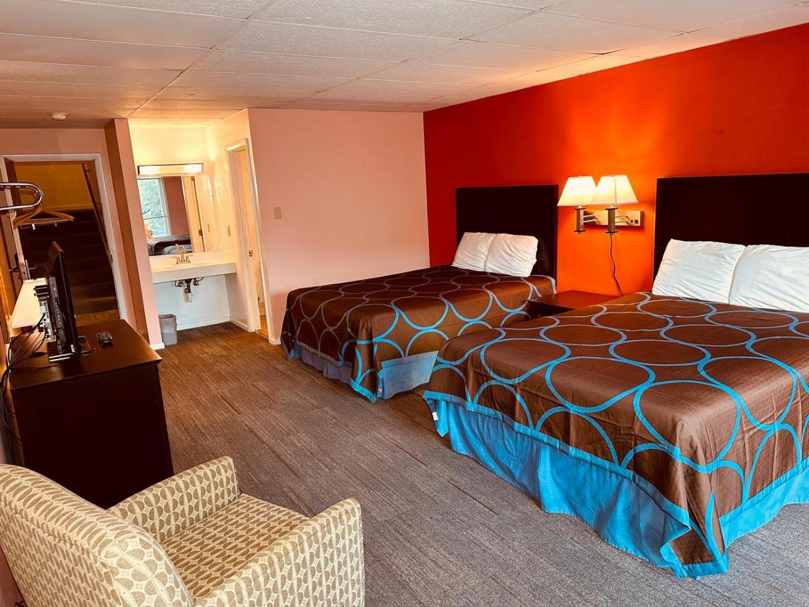 Saint Croix Falls Amerivu Inn & Suites - St Croix Falls المظهر الخارجي الصورة