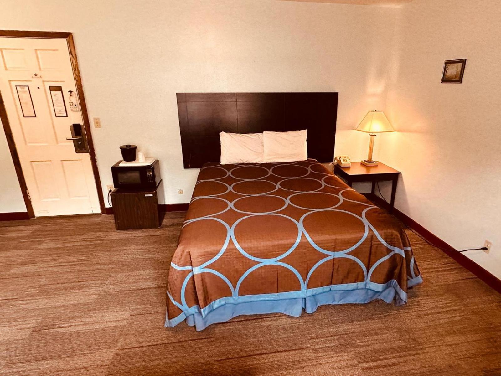 Saint Croix Falls Amerivu Inn & Suites - St Croix Falls المظهر الخارجي الصورة
