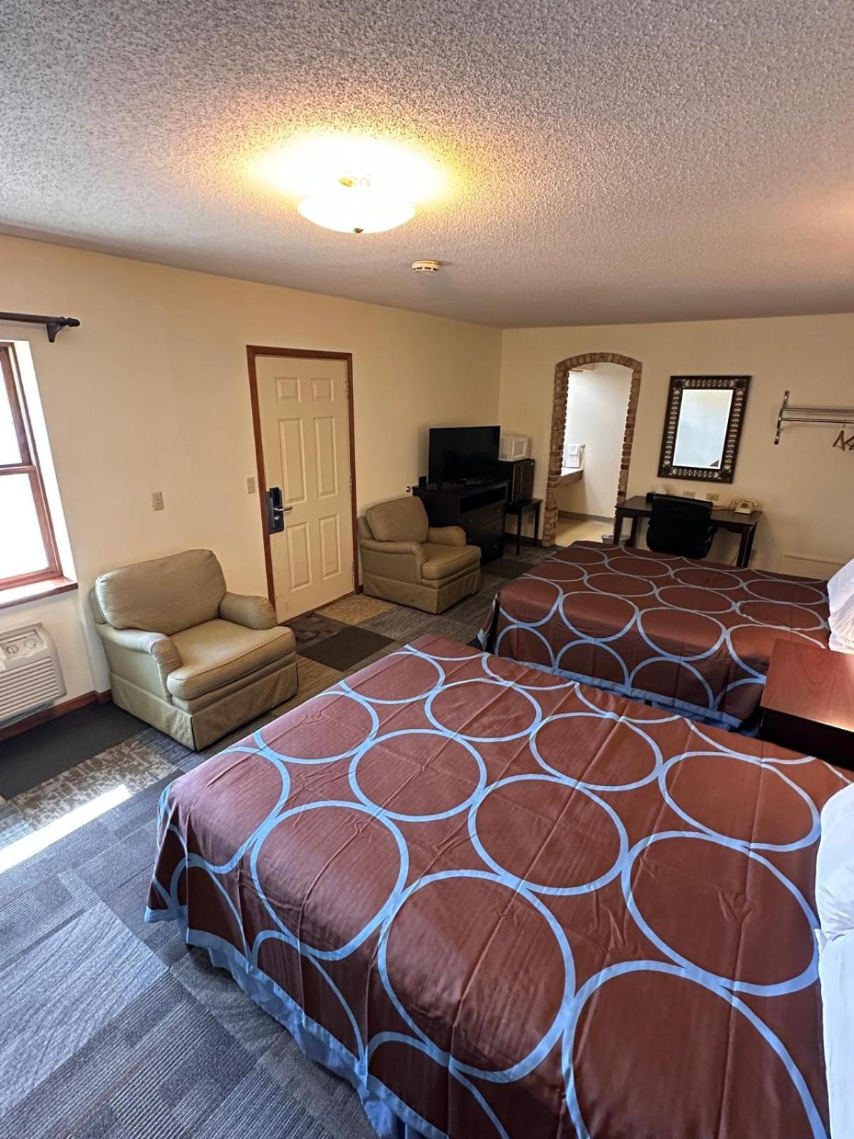 Saint Croix Falls Amerivu Inn & Suites - St Croix Falls المظهر الخارجي الصورة
