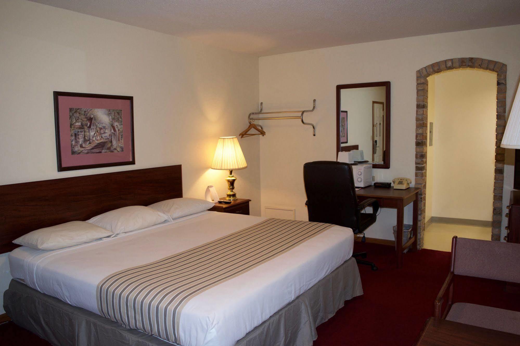 Saint Croix Falls Amerivu Inn & Suites - St Croix Falls المظهر الخارجي الصورة